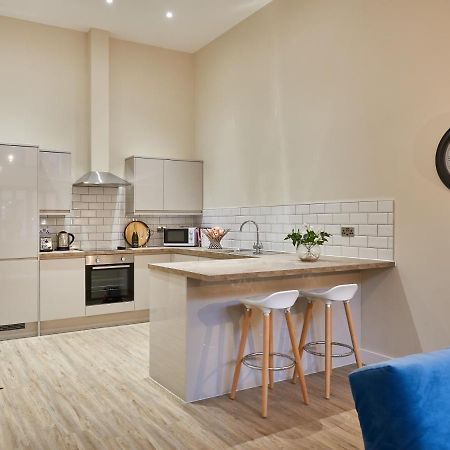 Two Bedroom Apartment By Jlj Apartments & Serviced Accommodation Birmingham - Mantella Lofts Buitenkant foto
