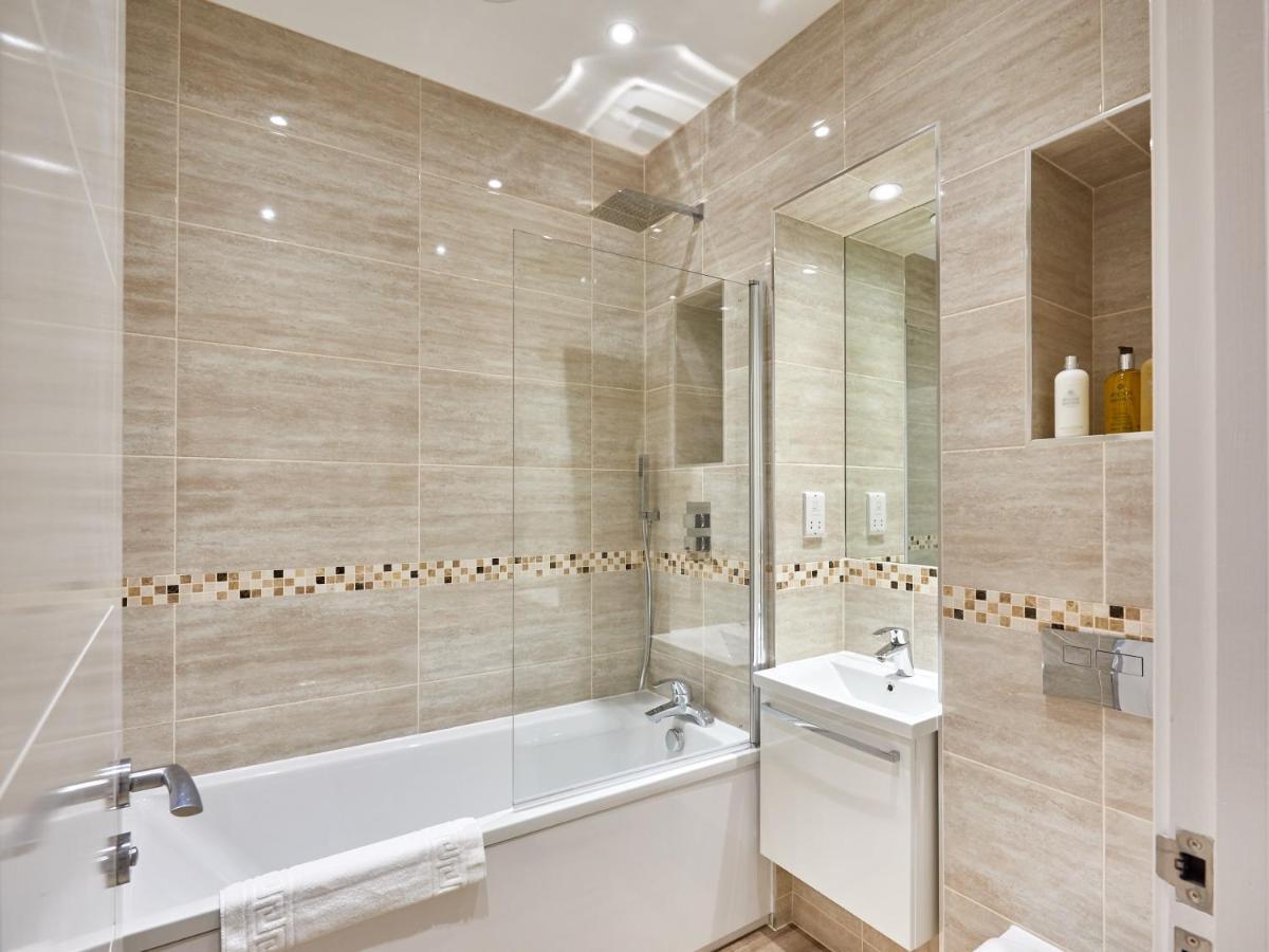 Two Bedroom Apartment By Jlj Apartments & Serviced Accommodation Birmingham - Mantella Lofts Buitenkant foto